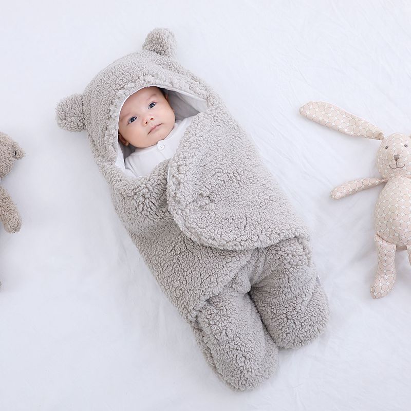 Babyfilt med söt björndesign